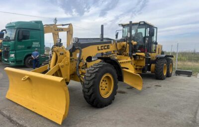 Автогрейдер LGCE G9220F AWD